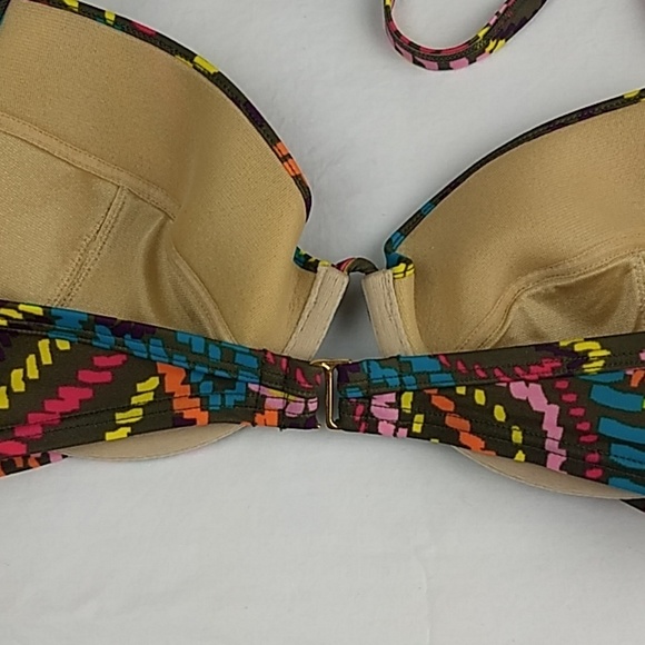 Victoria's Secret Underwire Bikini Top 36C - Picture 5 of 8